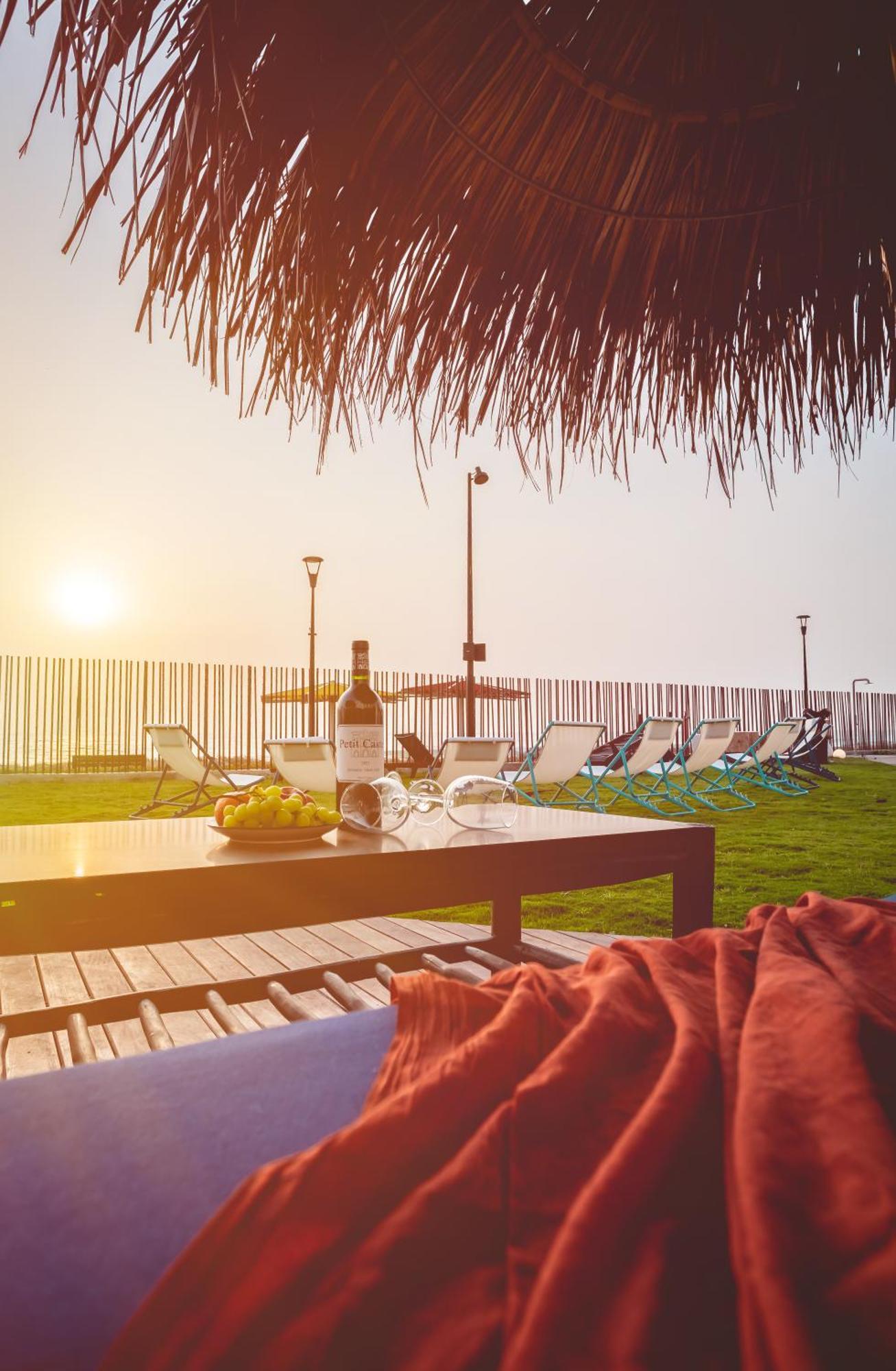 Hotel Jacob Sea Life Nahariya Extérieur photo