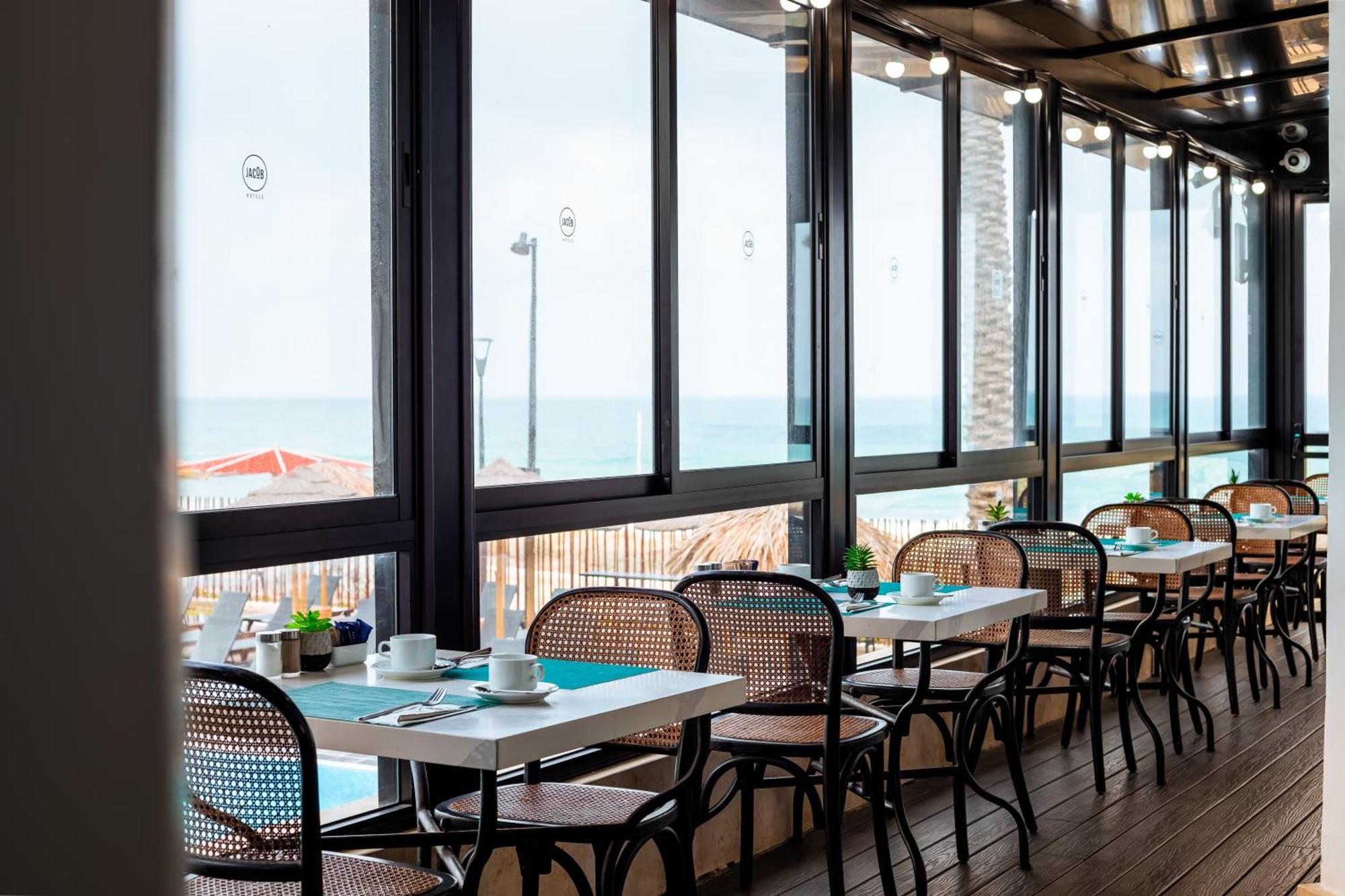 Hotel Jacob Sea Life Nahariya Extérieur photo