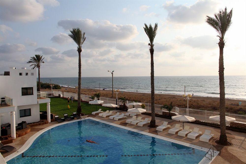 Hotel Jacob Sea Life Nahariya Extérieur photo