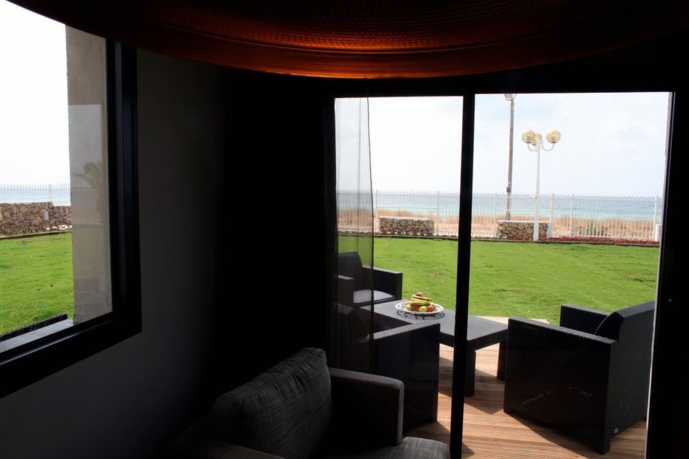 Hotel Jacob Sea Life Nahariya Extérieur photo